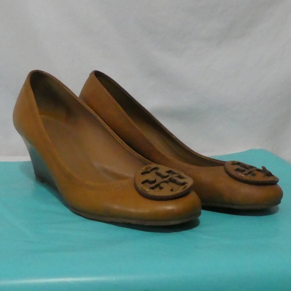 TORY BURCH | 9.5 inch bottom measured | Tory Burch Sally Wedge